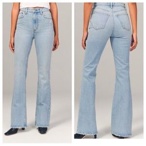 Abercrombie & Fitch 70s Flare Ultra High Rise light wash denim Jean 8 long